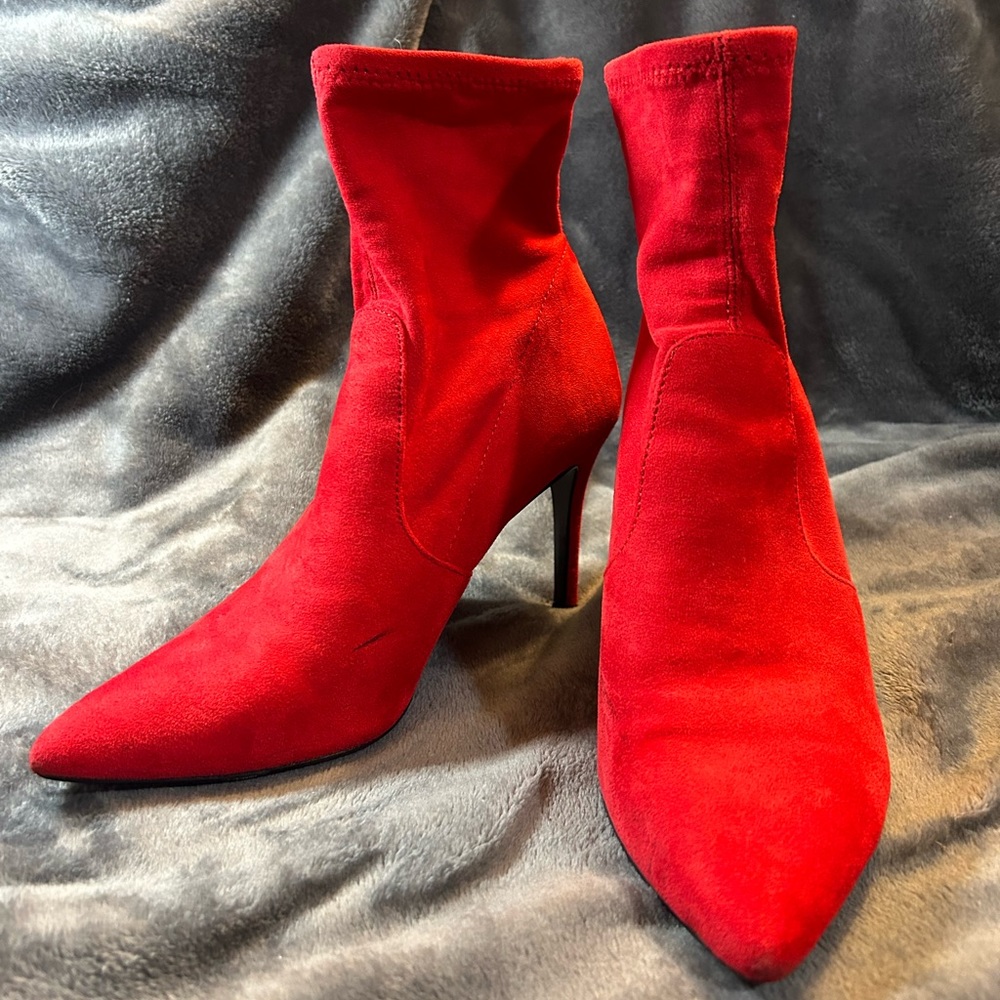 Steve Madden 3.5 heels faux suede